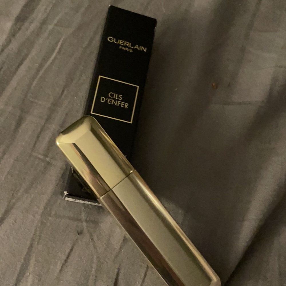 BNIB Full size Guerlain Maxi Lash